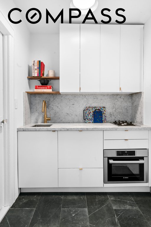 500 3rd Street, Unit 6 photo 2