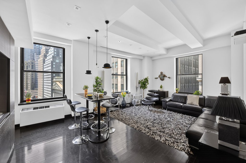 20 Pine Street, Unit 907/908