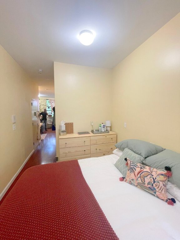 14 Convent Avenue, Unit 1R photo 4