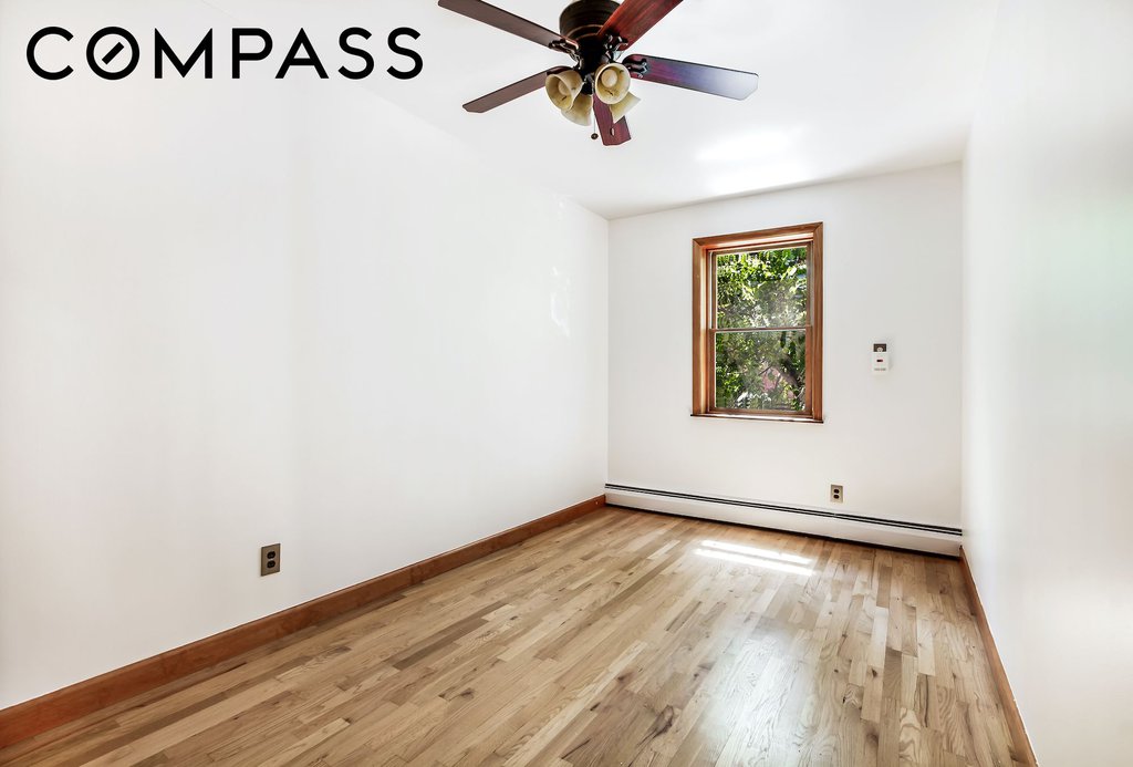 740 Leonard Street – For Sale photo 11