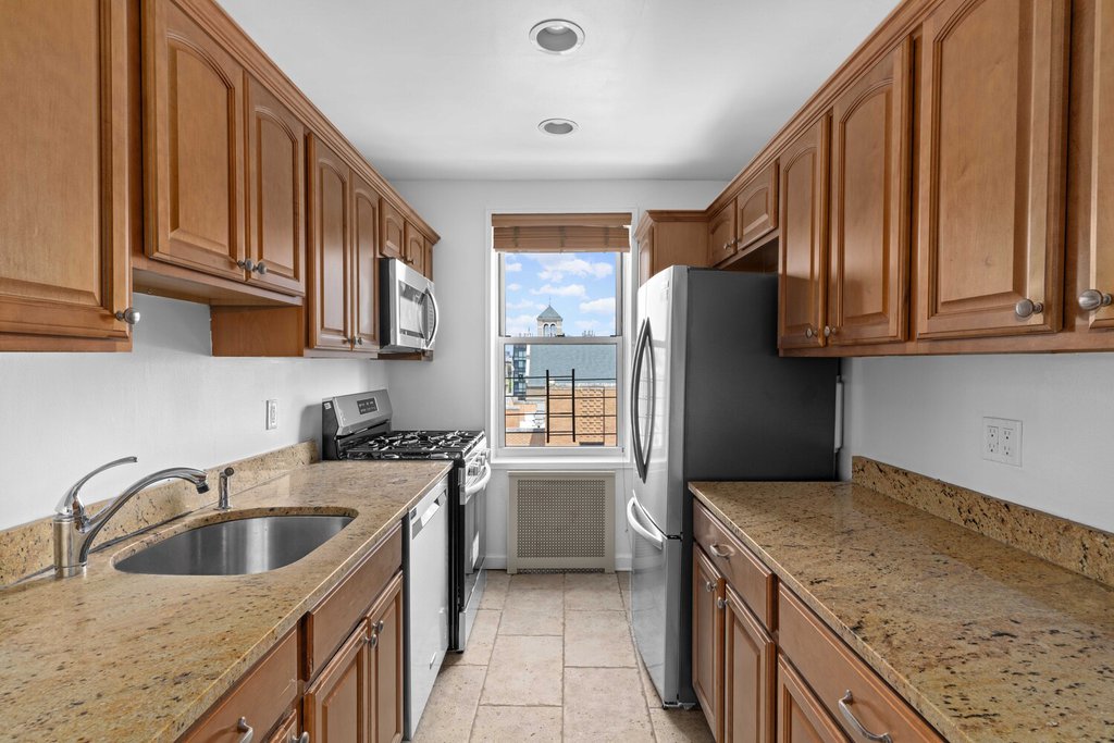 9707 Fourth Avenue, Unit 7N photo 7