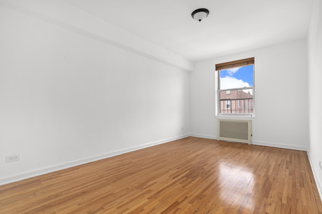 9707 Fourth Avenue, Unit 7N photo 10