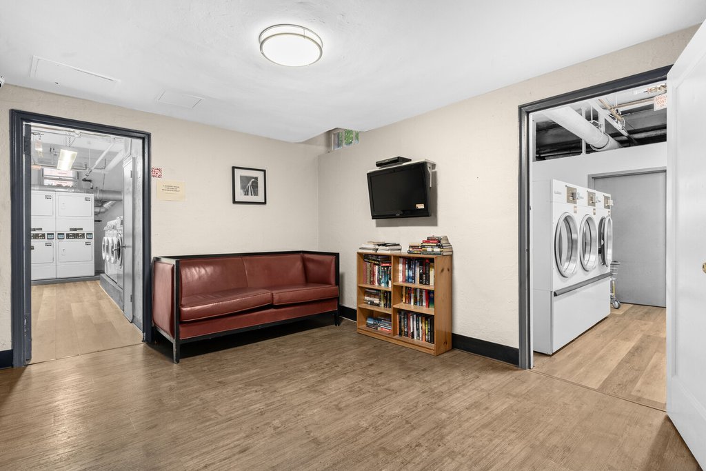 9707 Fourth Avenue, Unit 7N photo 17