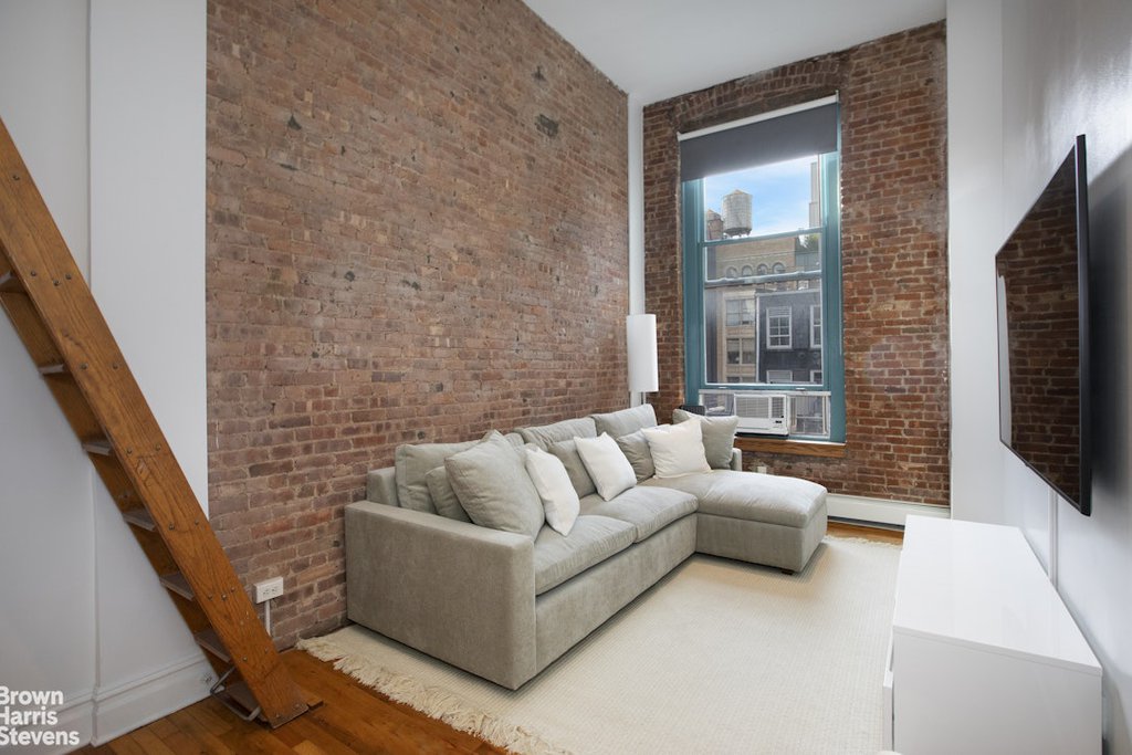 125 Greene Street, Unit 3 photo 10