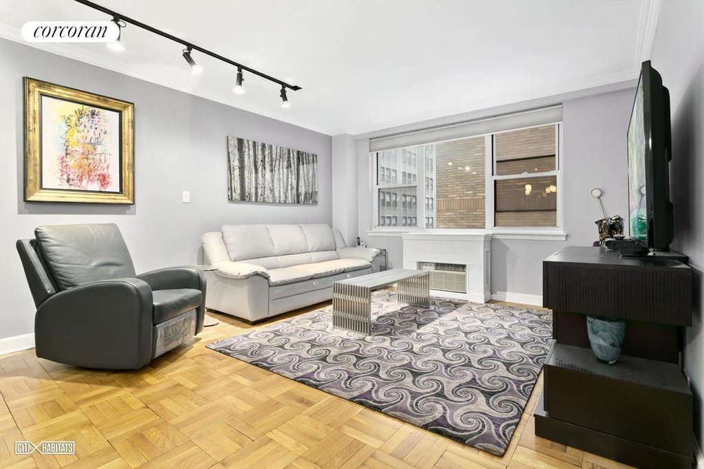 139 East 33rd Street, Unit 7L photo 2