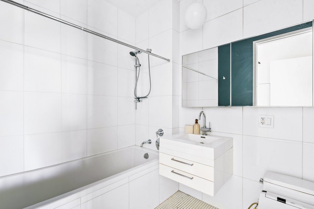 52 East 4th Street, Unit 10 photo 13