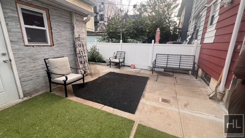 3322 Farragut Road, Unit 2 photo 8