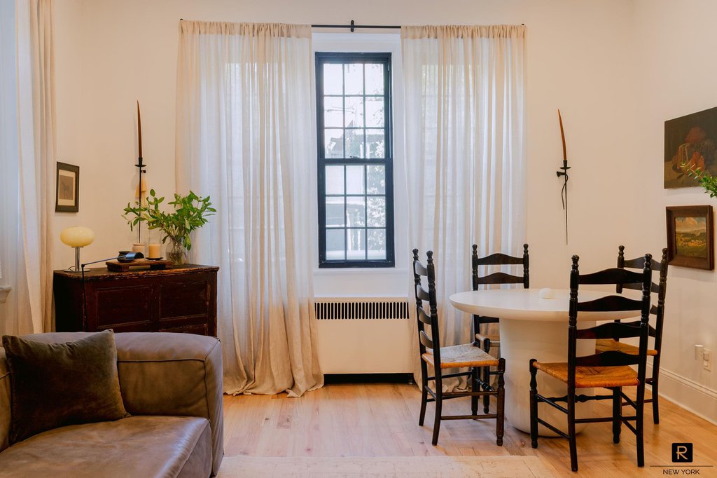 78 Eighth Avenue, Unit 1D photo 4