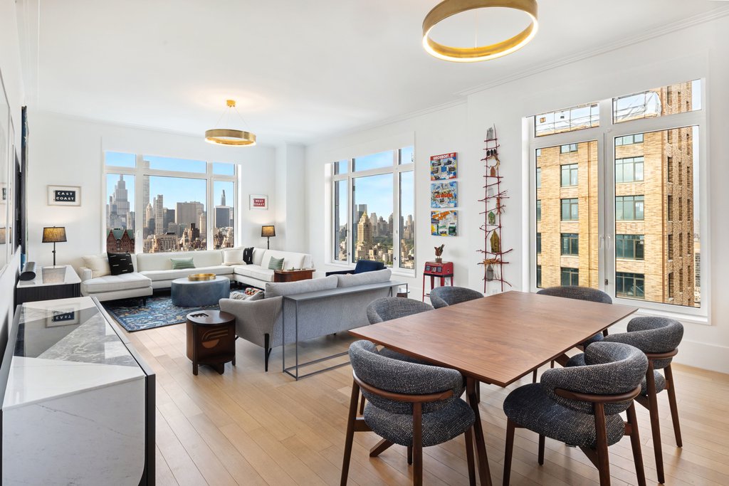 200 East 83rd Street, Unit 32B photo 6