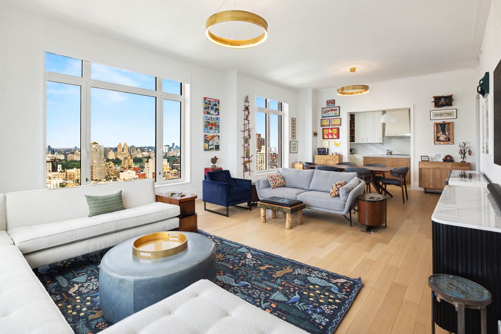 200 East 83rd Street, Unit 32B photo 3