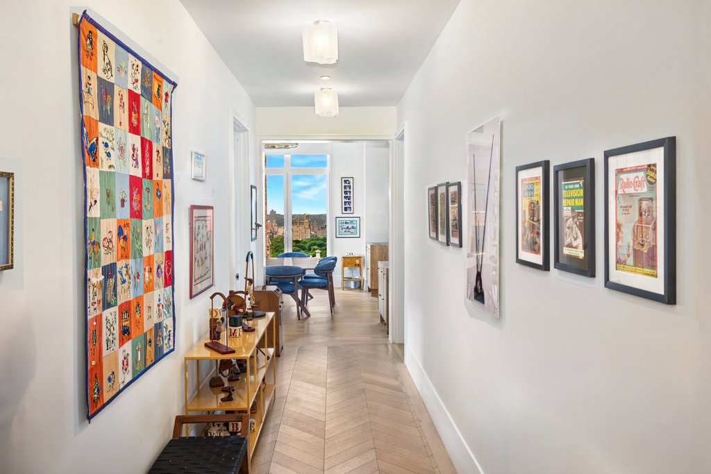 200 East 83rd Street, Unit 32B photo 12