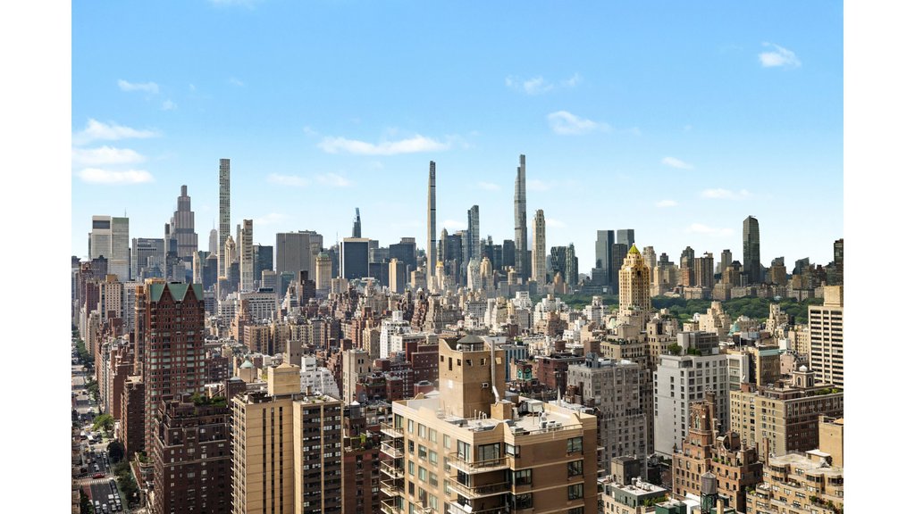 200 East 83rd Street, Unit 32B photo 2