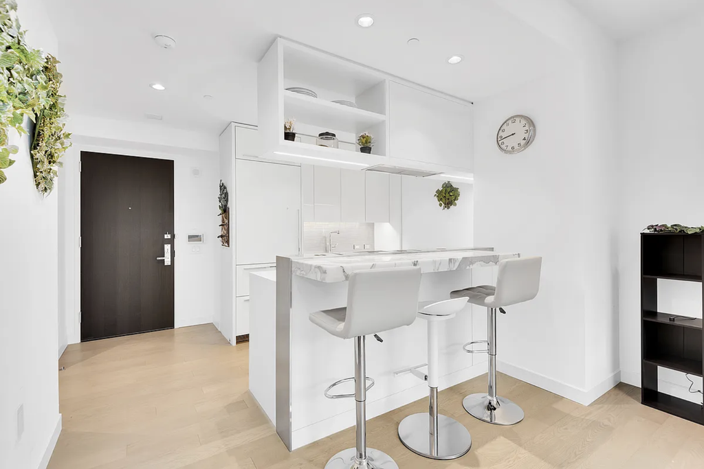 252 South Street, Unit 11F photo 3