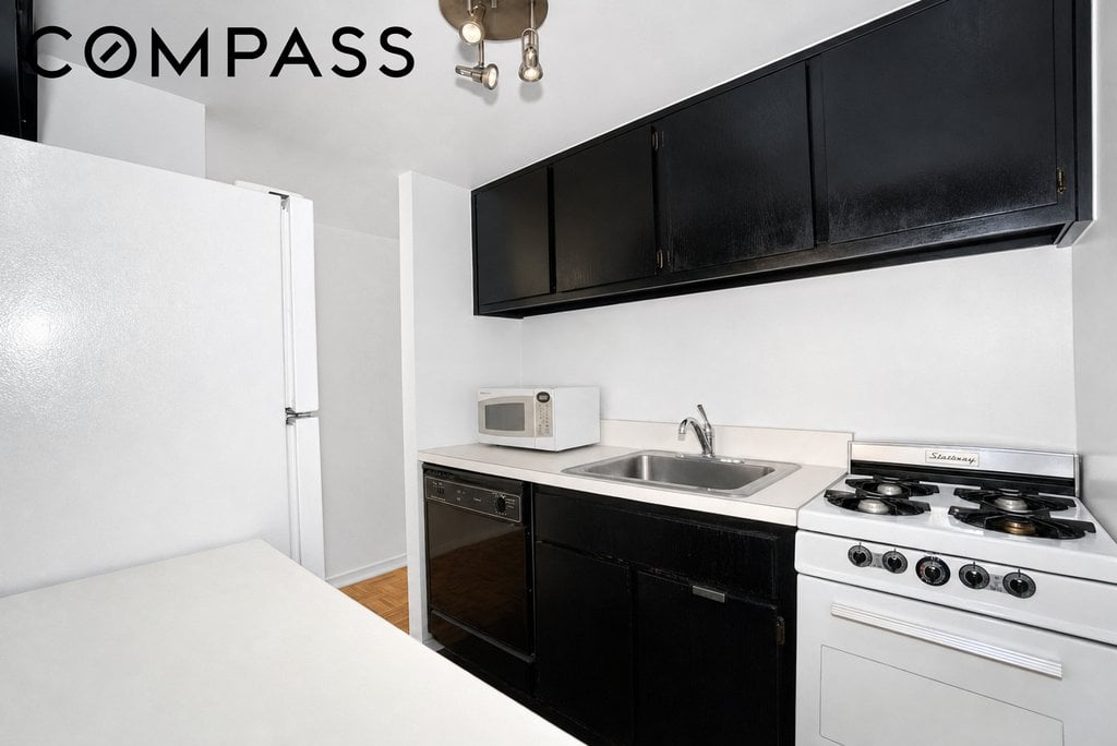 350 East 62nd Street, Unit 2D photo 8