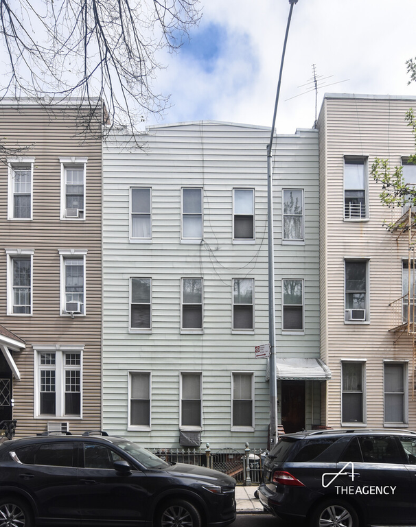 58 Diamond Street – For Sale photo 2