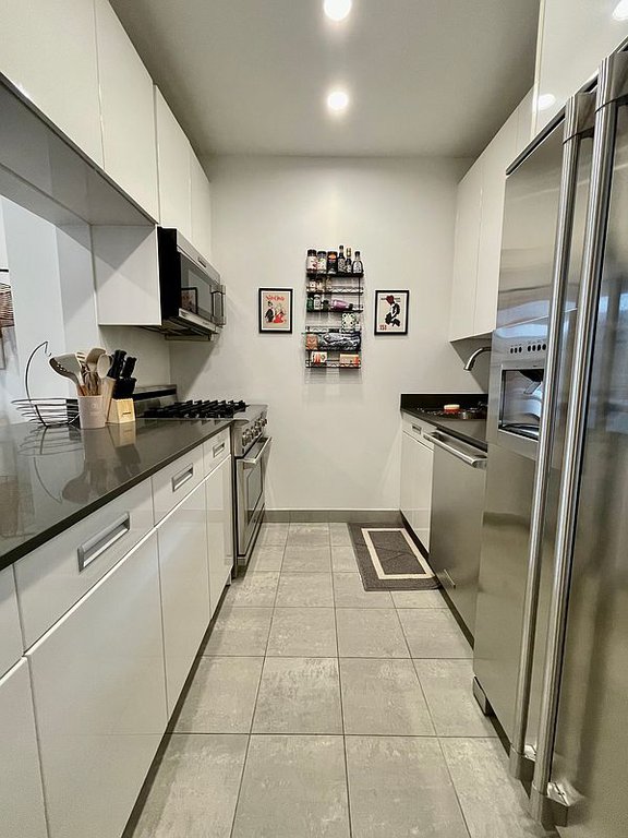 99 John Street, Unit 1203 photo 4