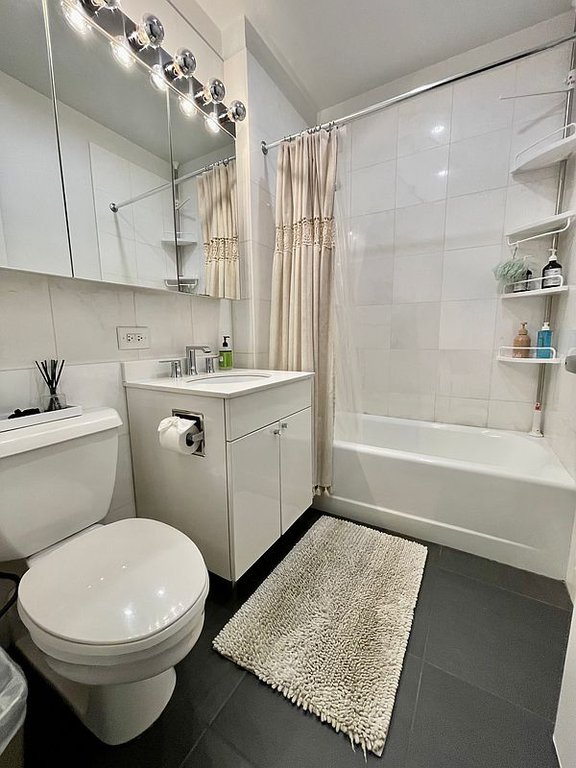 99 John Street, Unit 1203 photo 5
