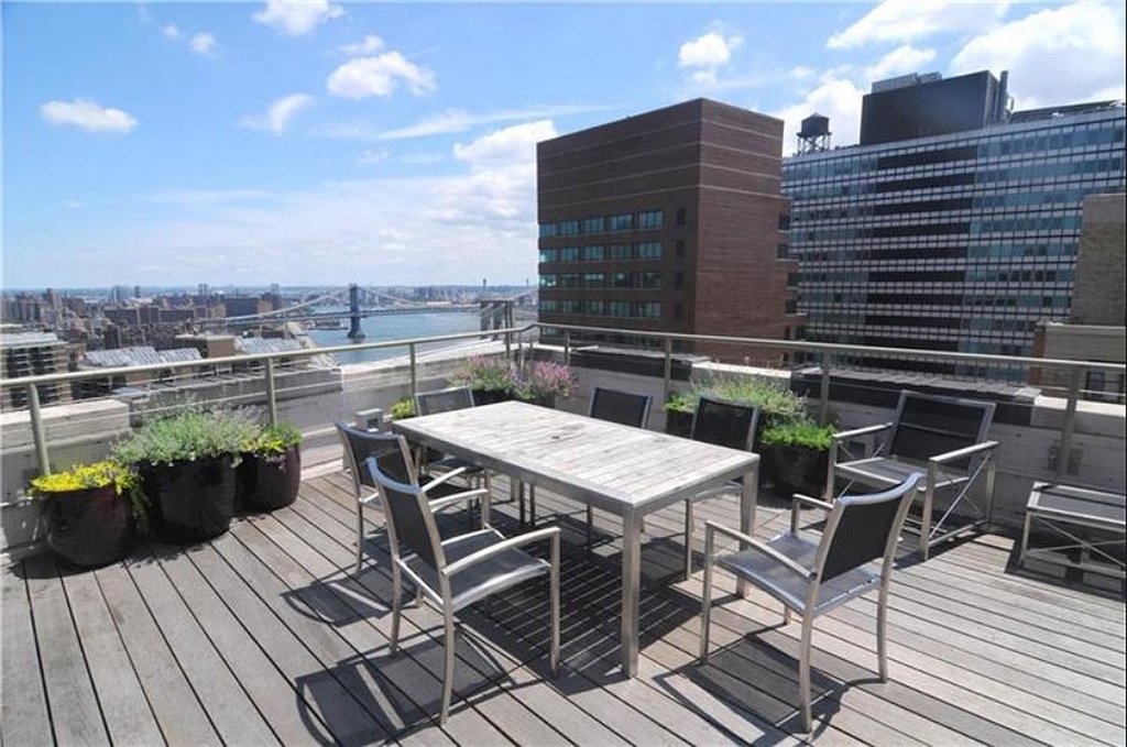 99 John Street, Unit 1203 photo 14