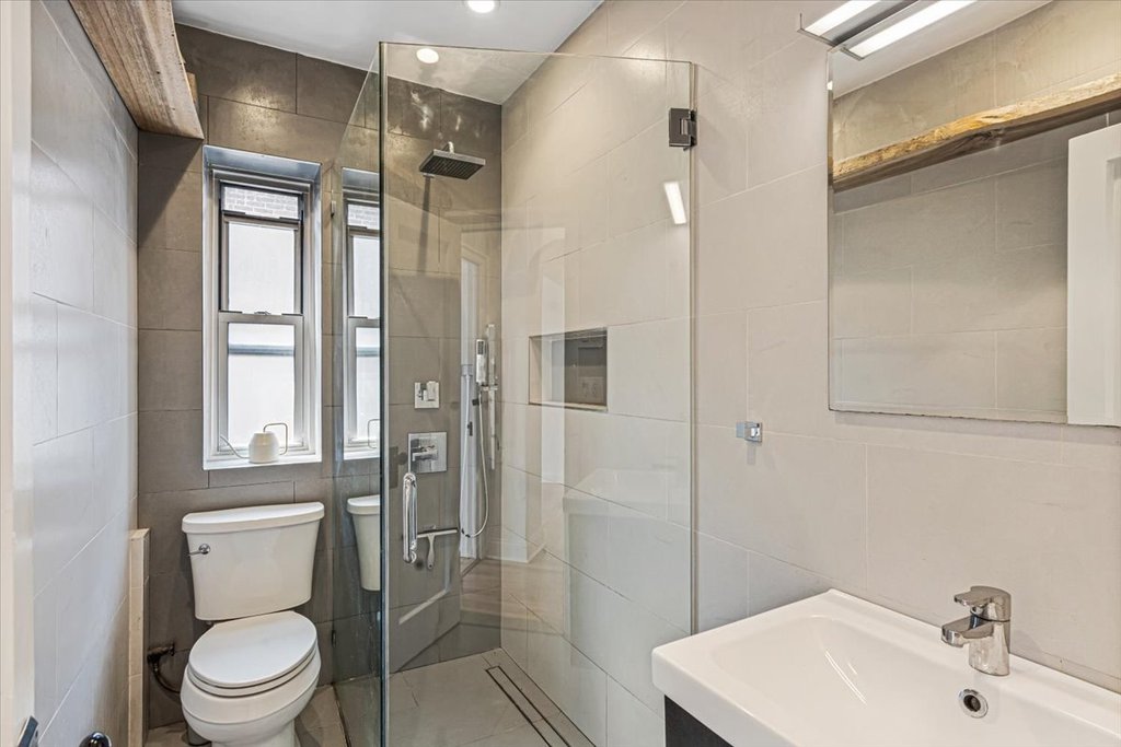 111-45 76th Avenue, Unit B62 photo 14
