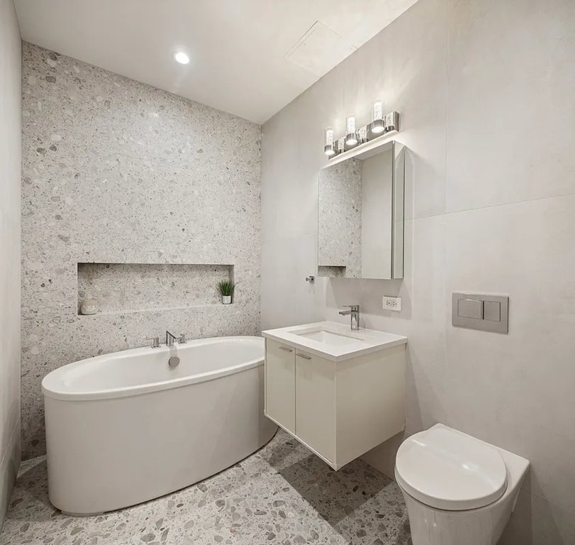 21 Astor Place, Unit 2G photo 6