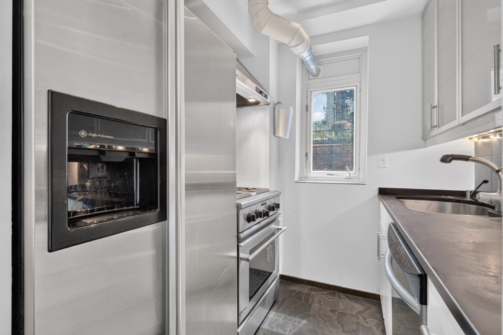 61 East 77th Street, Unit PH9/10D photo 17