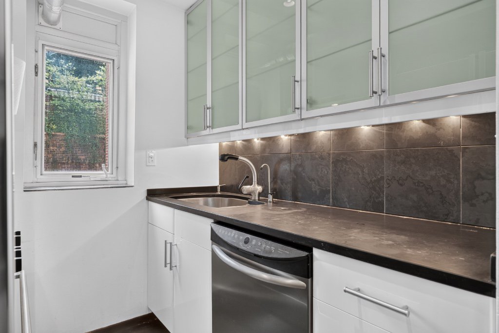 61 East 77th Street, Unit PH9/10D photo 19