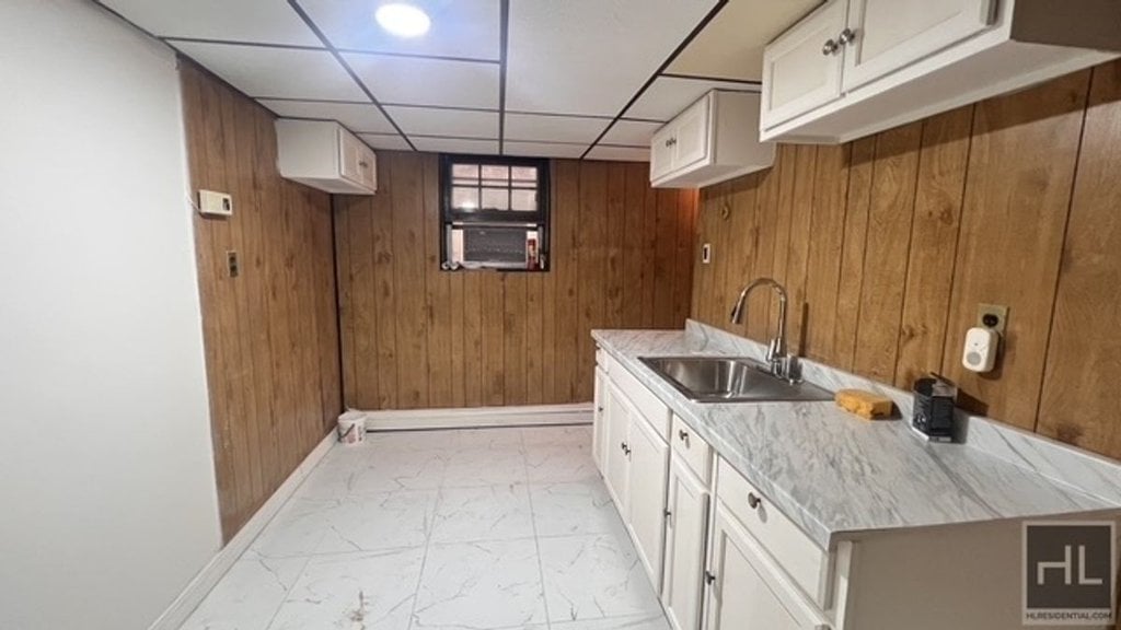 162 East 57th Street, Unit 1 photo 2