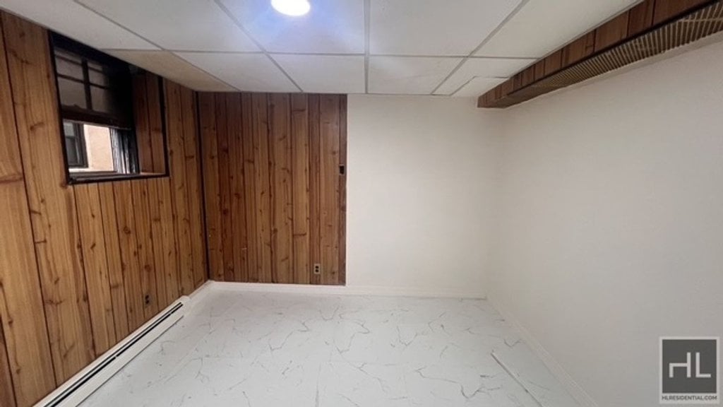 162 East 57th Street, Unit 1 photo 3