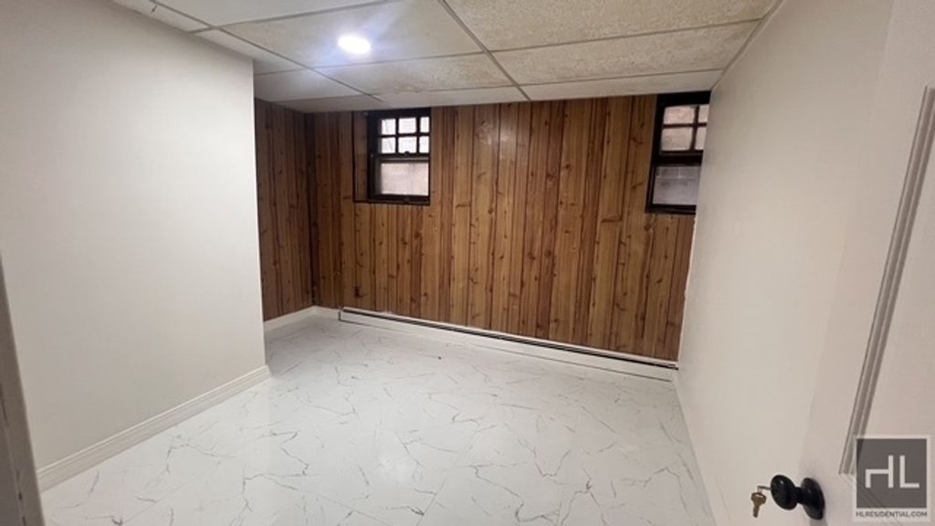 162 East 57th Street, Unit 1 photo 4