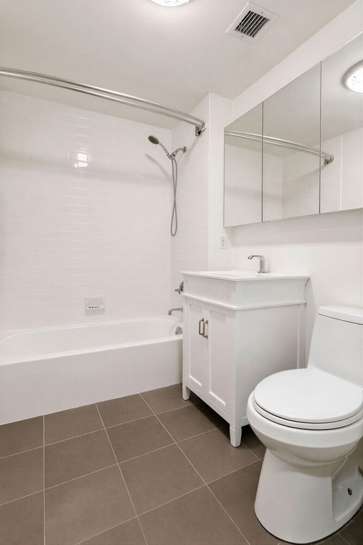 736 West 187th Street, Unit 302 photo 9