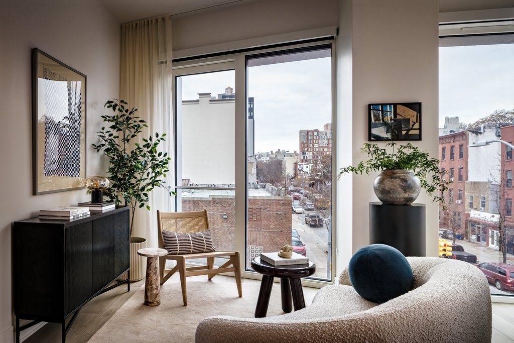 240 Third Avenue, Unit 5L photo 22