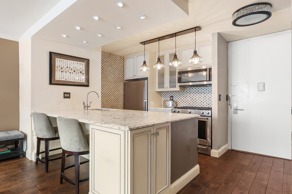 280 Park Avenue South, Unit 8D