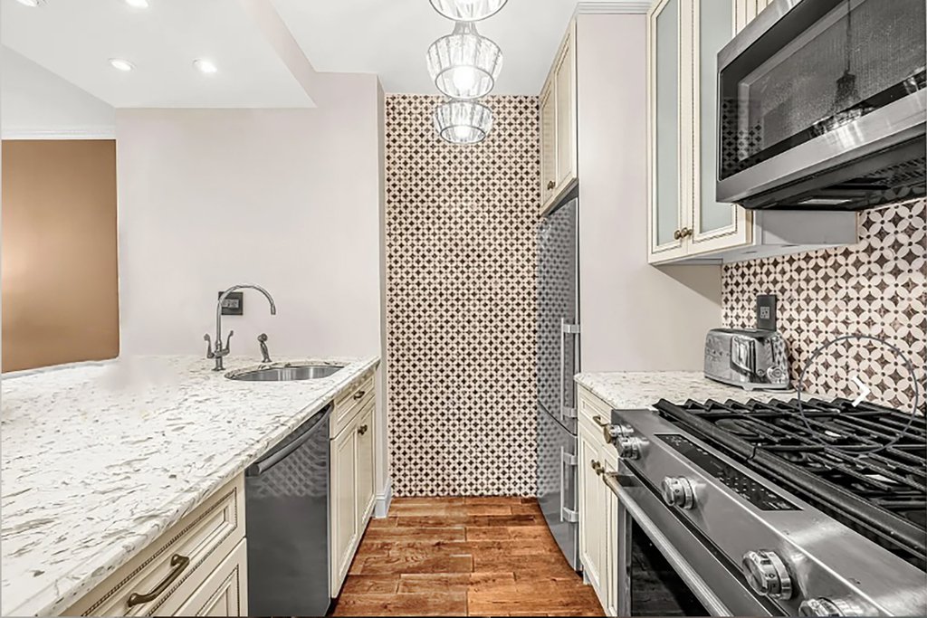 280 Park Avenue South, Unit 8D photo 2