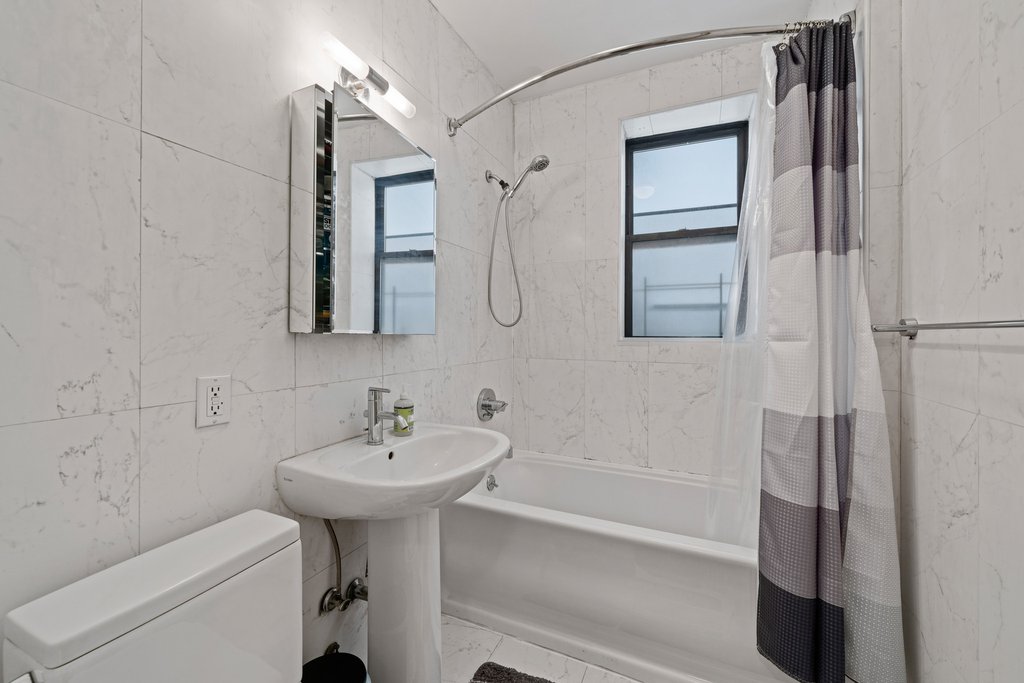 710 Riverside Drive, Unit 3F photo 5