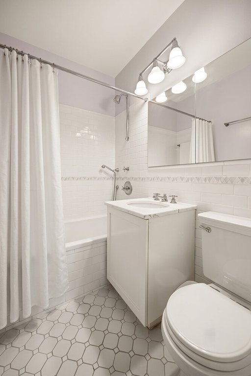 720 Greenwich Street, Unit 8AB photo 9