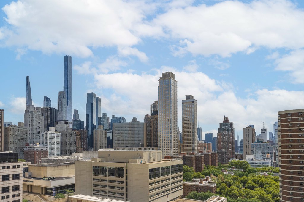140 West End Avenue, Unit 21U photo 6