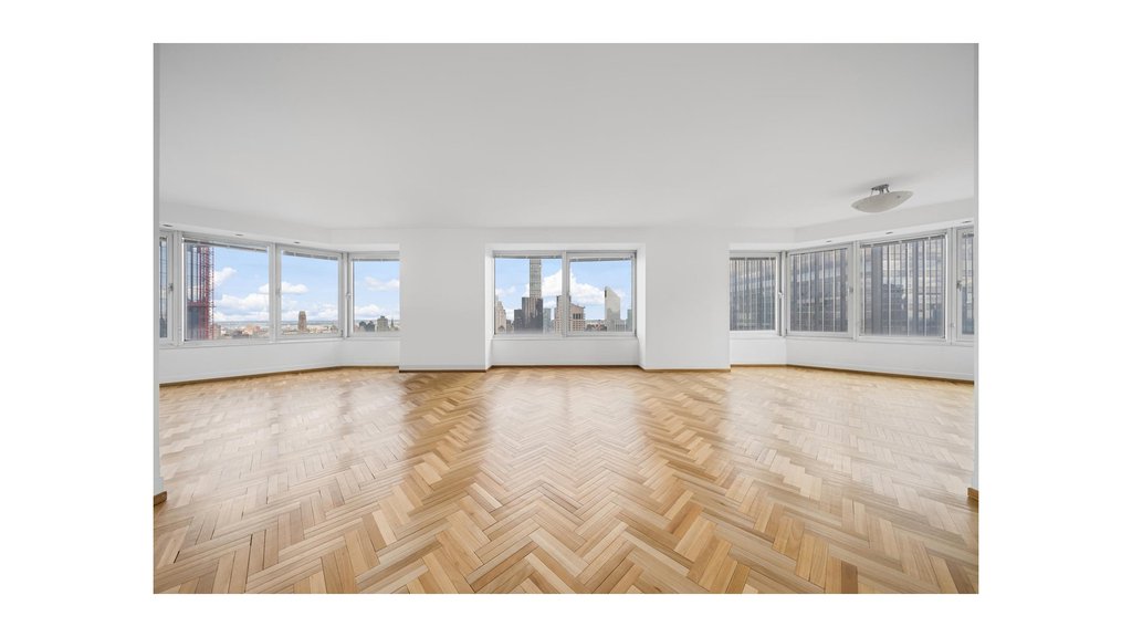 150 West 56th Street, Unit 5101 photo 2