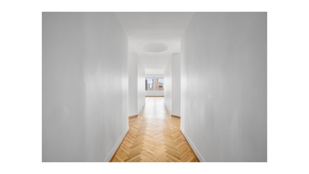 150 West 56th Street, Unit 5101 photo 9