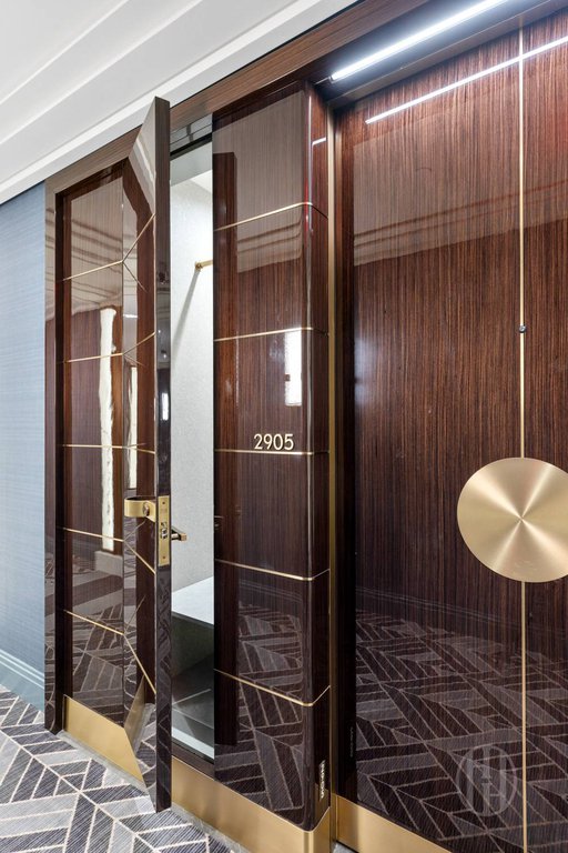 303 Park Avenue, Unit 2905