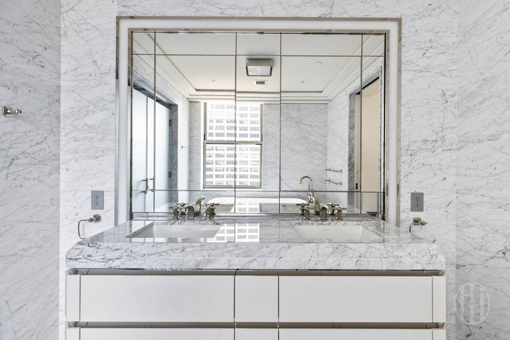 303 Park Avenue, Unit 2905 photo 11