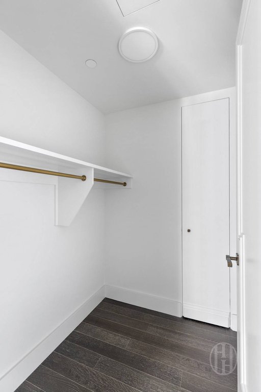 303 Park Avenue, Unit 2905 photo 20