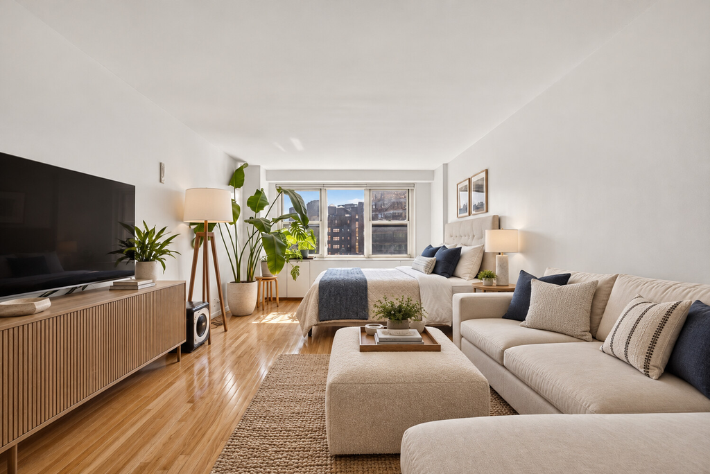 305 East 24th Street, Unit 14K