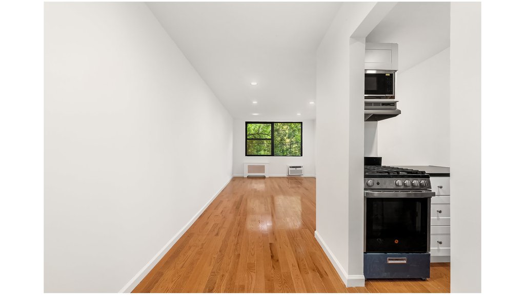 212 East 77th Street, Unit 4D photo 7