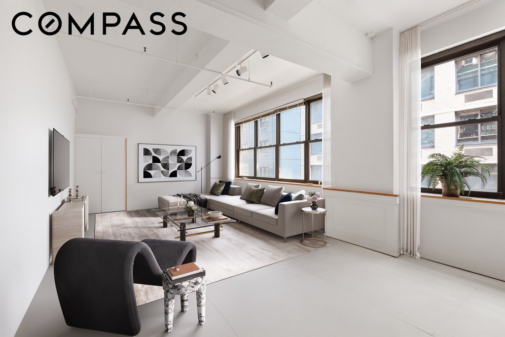 335 West 38th Street, Unit 4