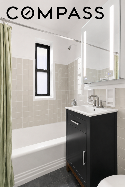 90 Park Terrace East, Unit 5B photo 8