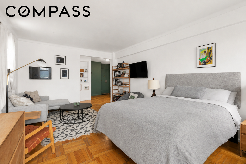 90 Park Terrace East, Unit 5B photo 5