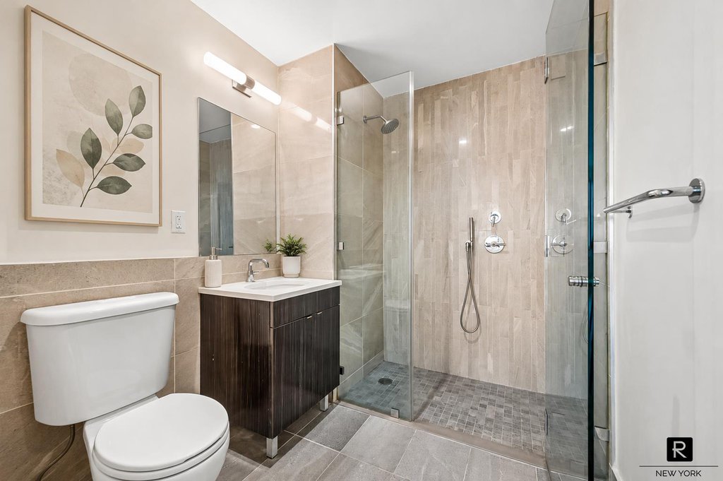 25-21 43rd Avenue, Unit 801 photo 6