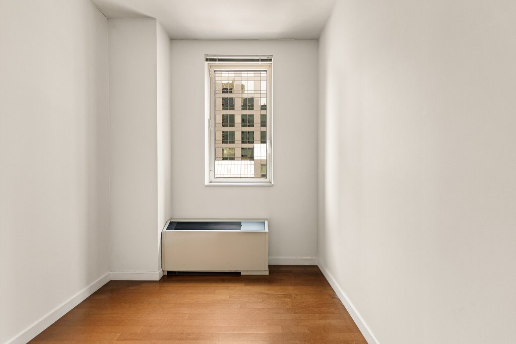 1600 Broadway, Unit 20A photo 12
