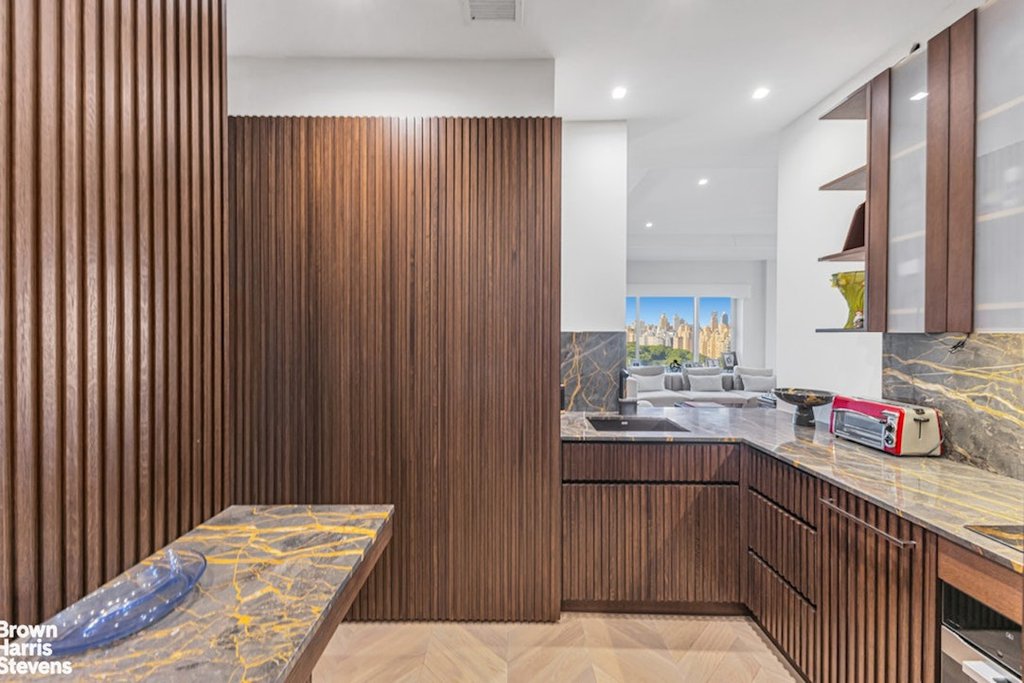 106 Central Park South, Unit 22F photo 5