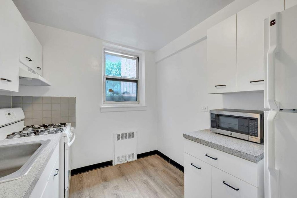 5610 Netherland avenue, Unit 1G photo 3